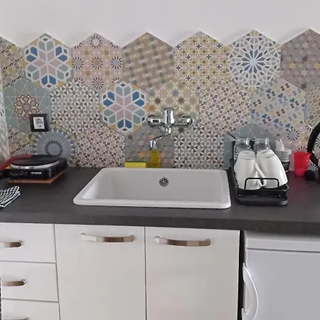 House For Us 1 * Vinci
